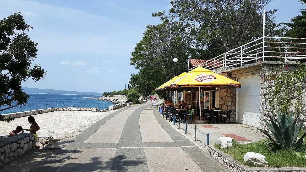 Adria Beach Guest House Novi Vinodolski Croatia